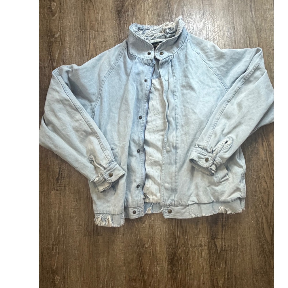 Vintage‎ Eddie Bauer Distressed Denim Jacket Light Wash Zip Front Blue Mens L